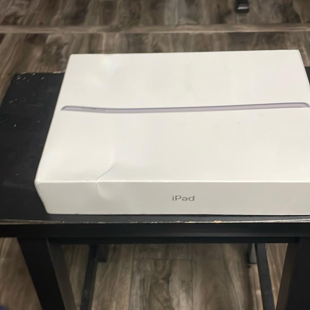 EMPTY BOX for Apple 64GB iPad 9th generation wifi+ cellular